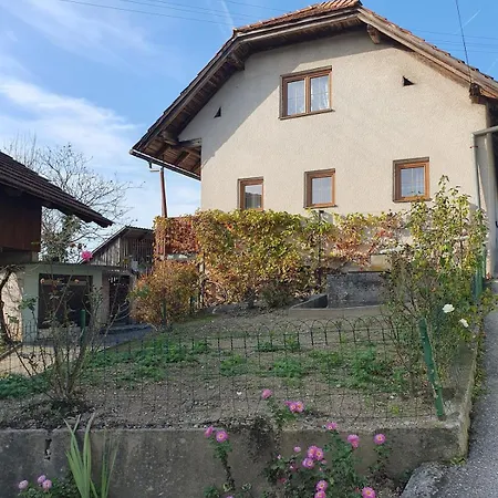 別荘 Sunny Hilltop - 42 Km From Ljubljana *