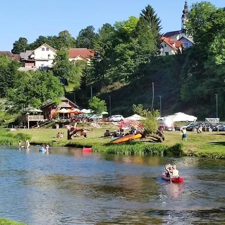 Sunny Hilltop - 42 Km From Ljubljana *