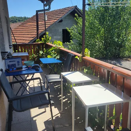 Remote Hilltop Farmhouse - 42 Km From Ljubljana * Smartno pri Litiji